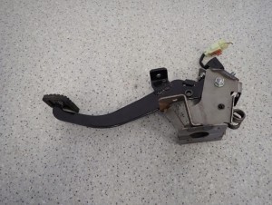 KIA RIO II 05-10 PEDAŁ SPRZĘGŁA 3/3 MINIATURA