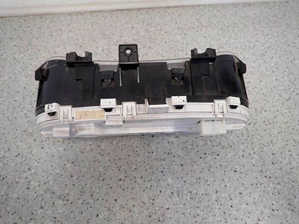 MITSUBISHI LANCER VIII 08- 1.5 I ZEGARY LICZNIK EUROPA 3/8