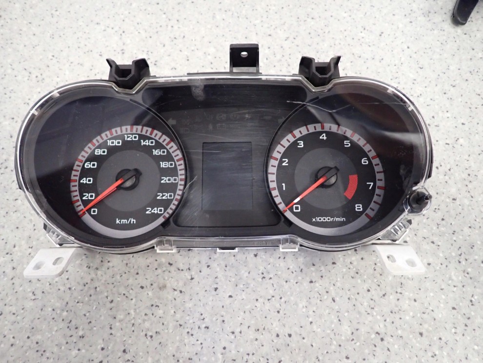 MITSUBISHI LANCER VIII 08- 1.5 I ZEGARY LICZNIK EUROPA 5/8