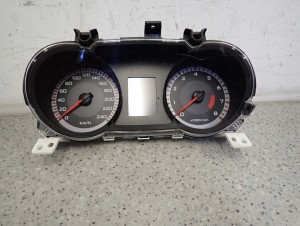 MITSUBISHI LANCER VIII 08- 1.5 I ZEGARY LICZNIK EUROPA 1/8 MINIATURA