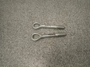 TOYOTA RAV4 RAV 4 99-05 HAK HOLOWNICZY PRZÓD UCHO HAKA 1/5 MINIATURA