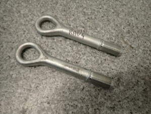 TOYOTA RAV4 RAV 4 99-05 HAK HOLOWNICZY PRZÓD UCHO HAKA 3/5 MINIATURA