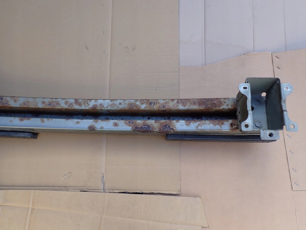 NISSAN PULSAR 14-18 BELKA ZDERZAKA TYLNEGO ABSORBER 4/6