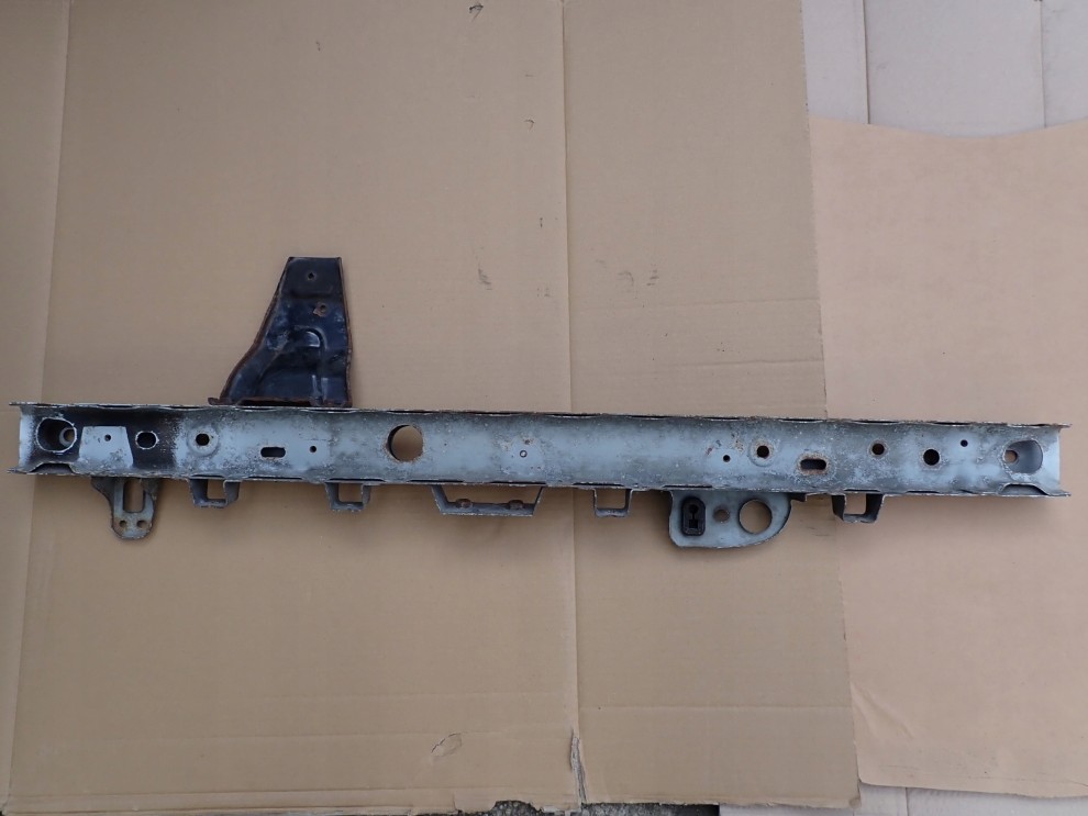 NISSAN PULSAR 1.5DCI 14-18 BELKA POD CHŁODNICE PASA PRZÓD 2/3