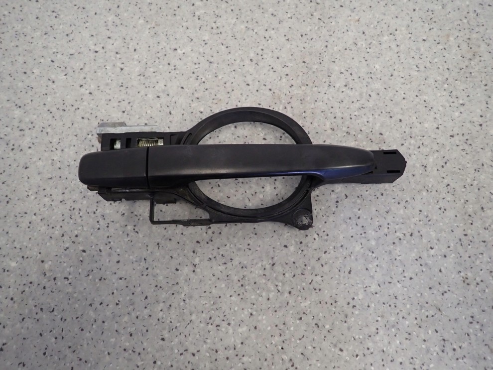 MITSUBISHI LANCER VIII 08- KLAMKA PRZEDNIA PRAWA 1/4