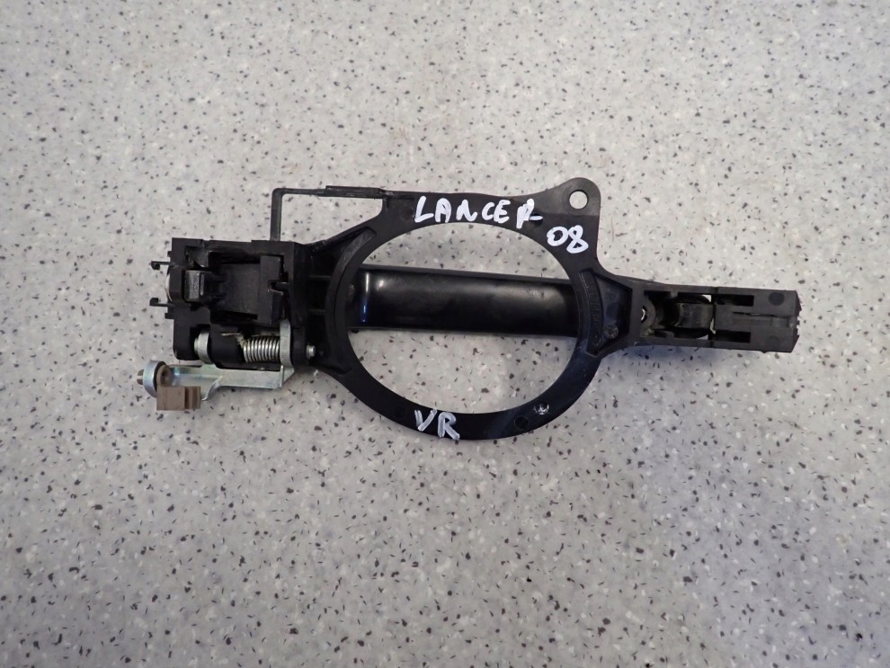 MITSUBISHI LANCER VIII 08- KLAMKA PRZEDNIA PRAWA 2/4