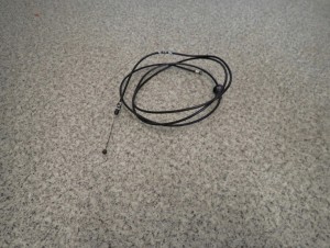 TOYOTA COROLLA E12 02-07 OTWIERANIA LINKA MASKI 3/5 MINIATURA