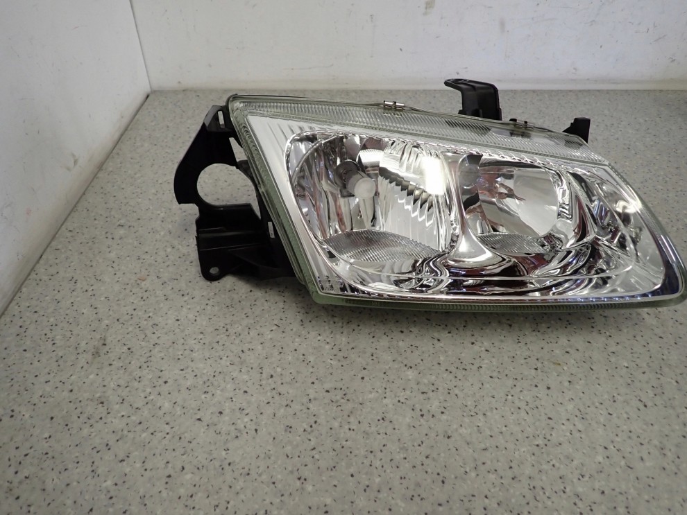 NISSAN ALMERA N16 00 REFLEKTOR PRZEDNI PRAWY LAMPA EUROPA 6/9