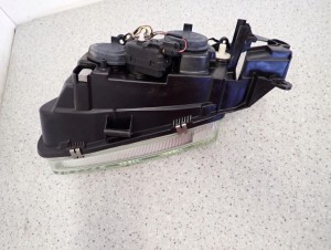 NISSAN ALMERA N16 00 REFLEKTOR PRZEDNI PRAWY LAMPA EUROPA 8/9 MINIATURA