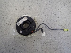 NISSAN ALMERA TINO 00-05 TAŚMA POD KIEROWNICE 1/5 MINIATURA