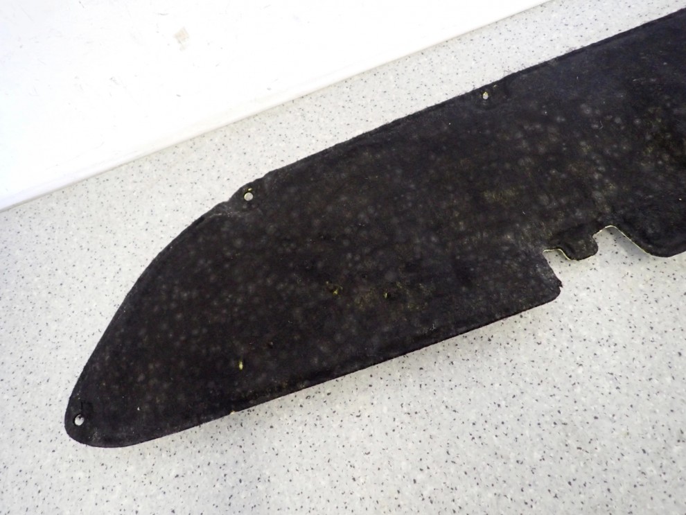 TOYOTA YARIS III 12-19 WYCISZENIE WYGŁUSZENIE MASKI 3/7