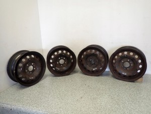 HYUNDAI IX20 09- FELGI STALOWE KOMPLET 15X6J 5X114.3 ET48 1/12 MINIATURA