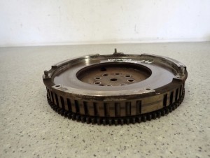 KIA VENGA 09- 1.4 CRDI KOŁO ZAMACHOWE DWUMASOWE U14 2/6 MINIATURA