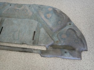 TOYOTA YARIS I 99- WYCISZENIE WYGŁUSZENIE MASKI 6/6 MINIATURA