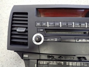 MITSUBISHI LANCER VIII 08- PANEL RADIA STEROWANIA RADIEM 2/5 MINIATURA