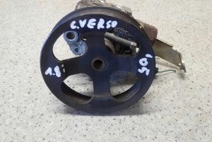 TOYOTA COROLLA VERSO 04-08 1.8i POMPA WSPOMAGANIA 1/5 MINIATURA