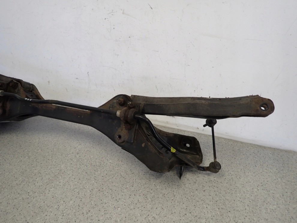 HYUNDAI I30 KIA CEED 07-12 BELKA ZAWIESZENIA TYŁ 6/16