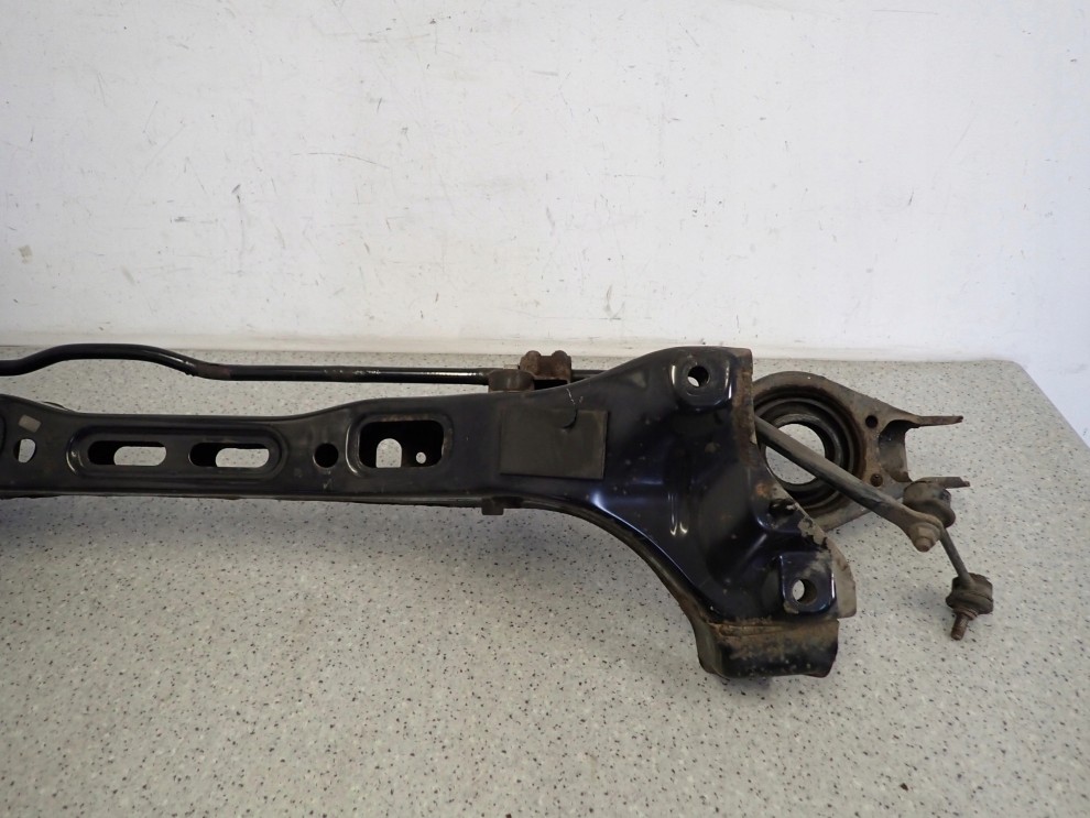 HYUNDAI I30 KIA CEED 07-12 BELKA ZAWIESZENIA TYŁ 15/16