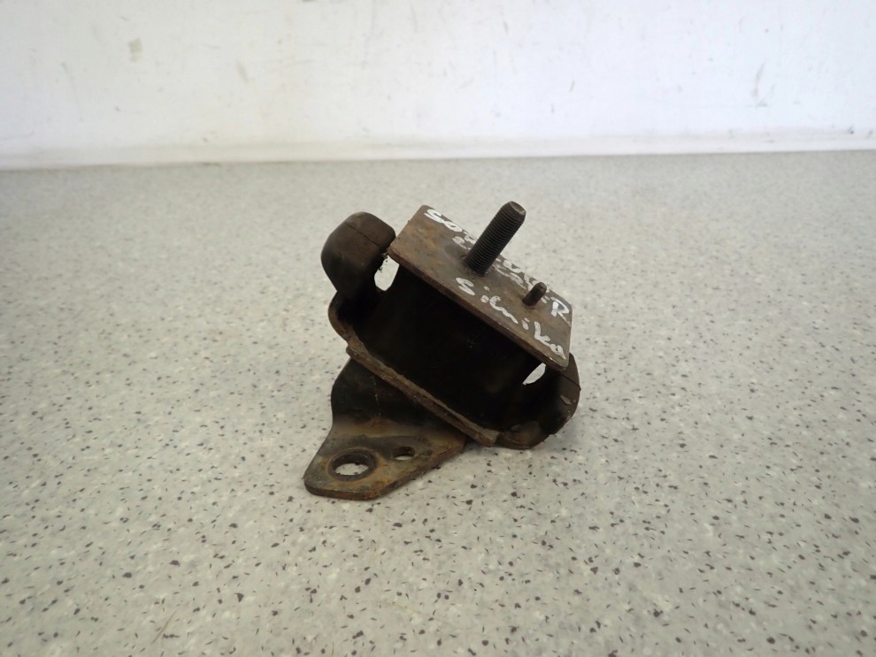 KIA SORENTO I 2.5 CRDI 02-06 PODUSZKA SILNIKA PRAWA 1/5