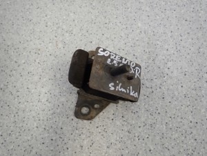 KIA SORENTO I 2.5 CRDI 02-06 PODUSZKA SILNIKA PRAWA 3/5 MINIATURA