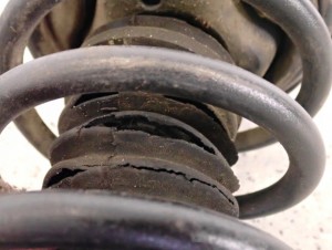 NISSAN PRIMERA 2.0TD 97-01 MCPHERSON PRZEDNI AMORTYZATOR LEWY LUB PRAWY 9/9 MINIATURA