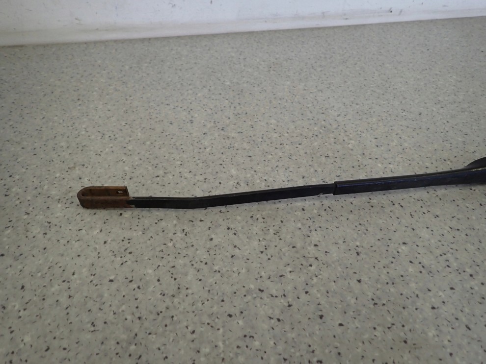 TOYOTA PREVIA 00-06 RAMIE WYCIERACZKI PRZEDNIE LEWE 2/6