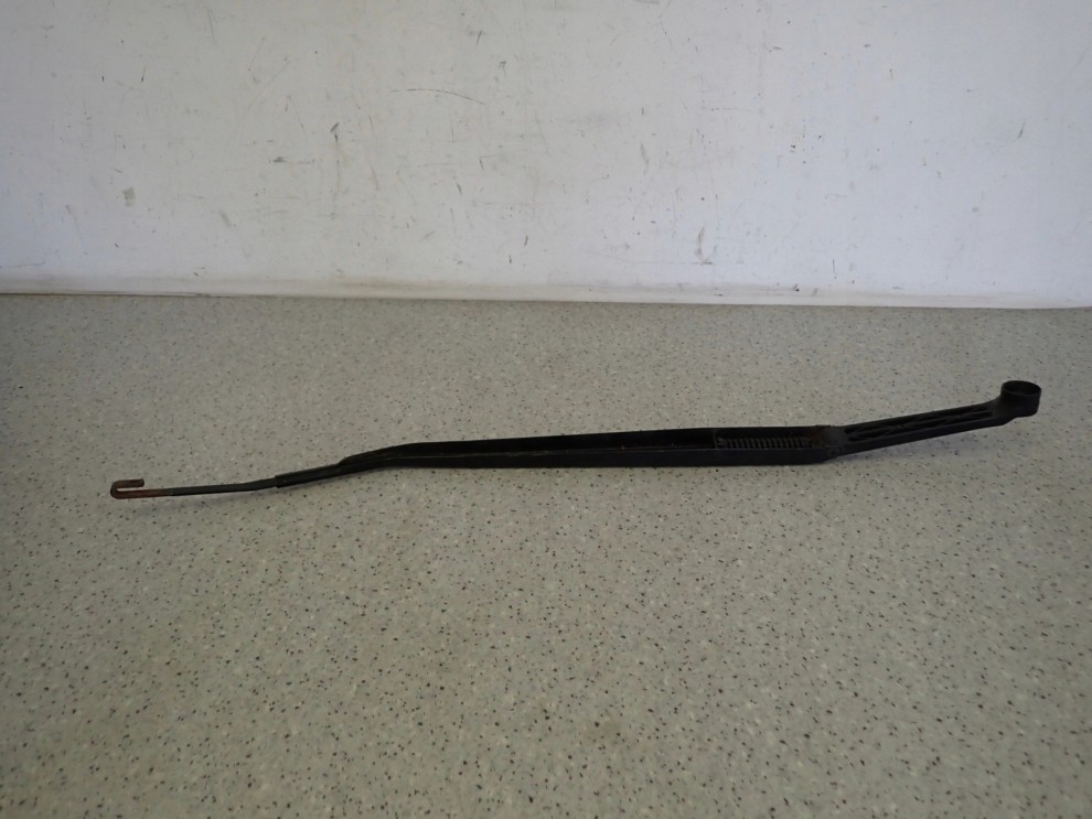 TOYOTA PREVIA 00-06 RAMIE WYCIERACZKI PRZEDNIE PRAWE 5/7