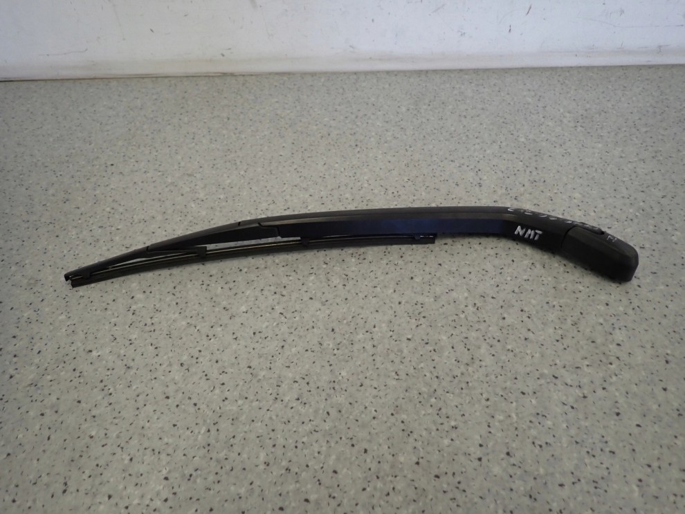 TOYOTA COROLLA E12 KOMBI SB NMT 02- RAMIE WYCIERACZKI TYLNEJ 4/4