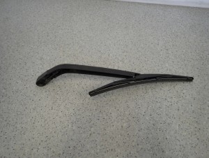 TOYOTA COROLLA E12 KOMBI SB NMT 02- RAMIE WYCIERACZKI TYLNEJ 2/4 MINIATURA