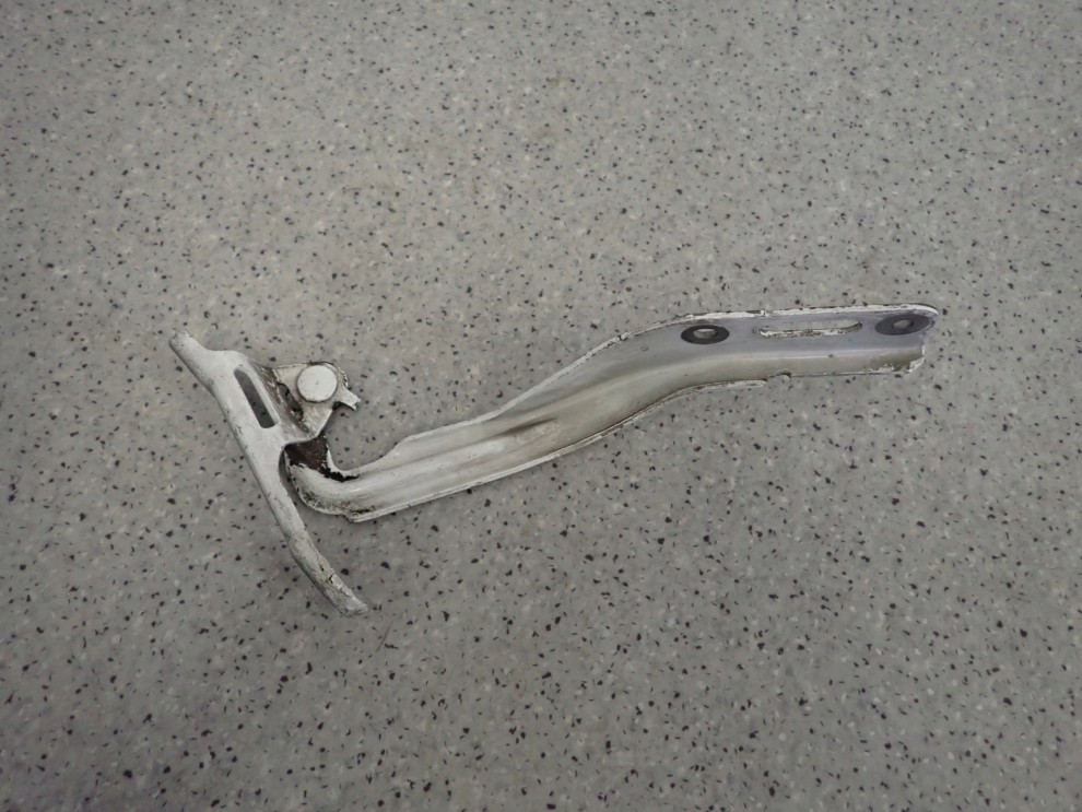 HONDA CIVIC VIII SEDAN 06- ZAWIAS MASKI PRZEDNI LEWY 4/4