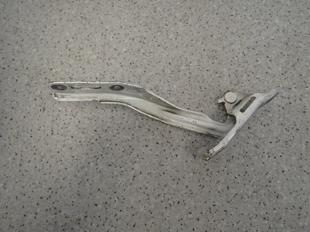 HONDA CIVIC VIII SEDAN 06- ZAWIAS MASKI PRZEDNI PRAWY 4/5