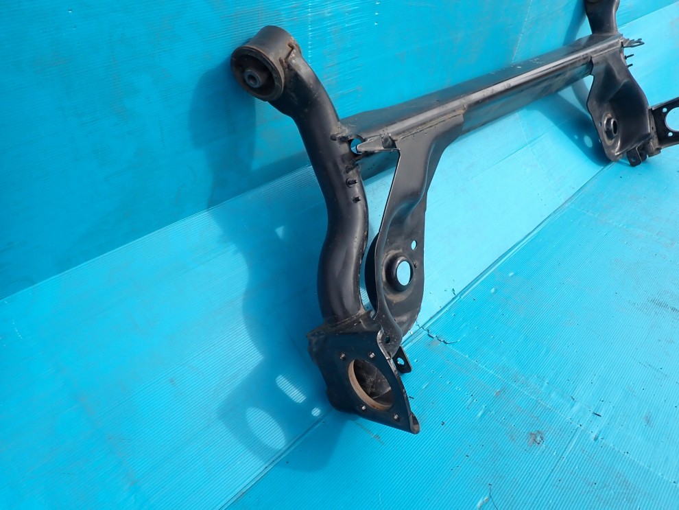 TOYOTA AYGO 05-12 BELKA ZAWIESZENIA TYLNEGO GOŁA 5/12