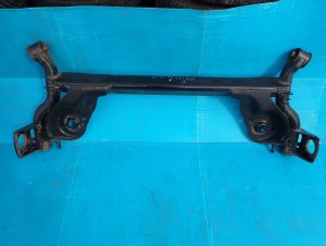 TOYOTA AYGO 05-12 BELKA ZAWIESZENIA TYLNEGO GOŁA 1/12 MINIATURA