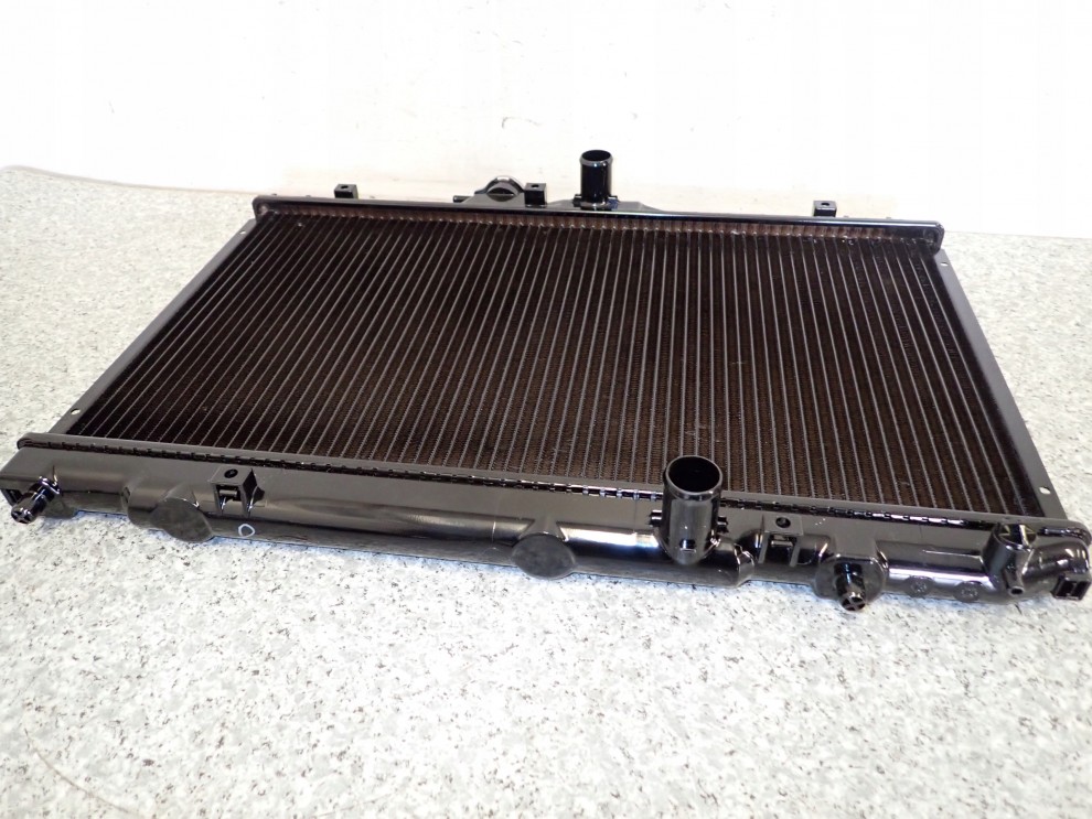 TOYOTA COROLLA E11 1.3i 4E 97-99 CHŁODNICA WODY NOWA 2/3