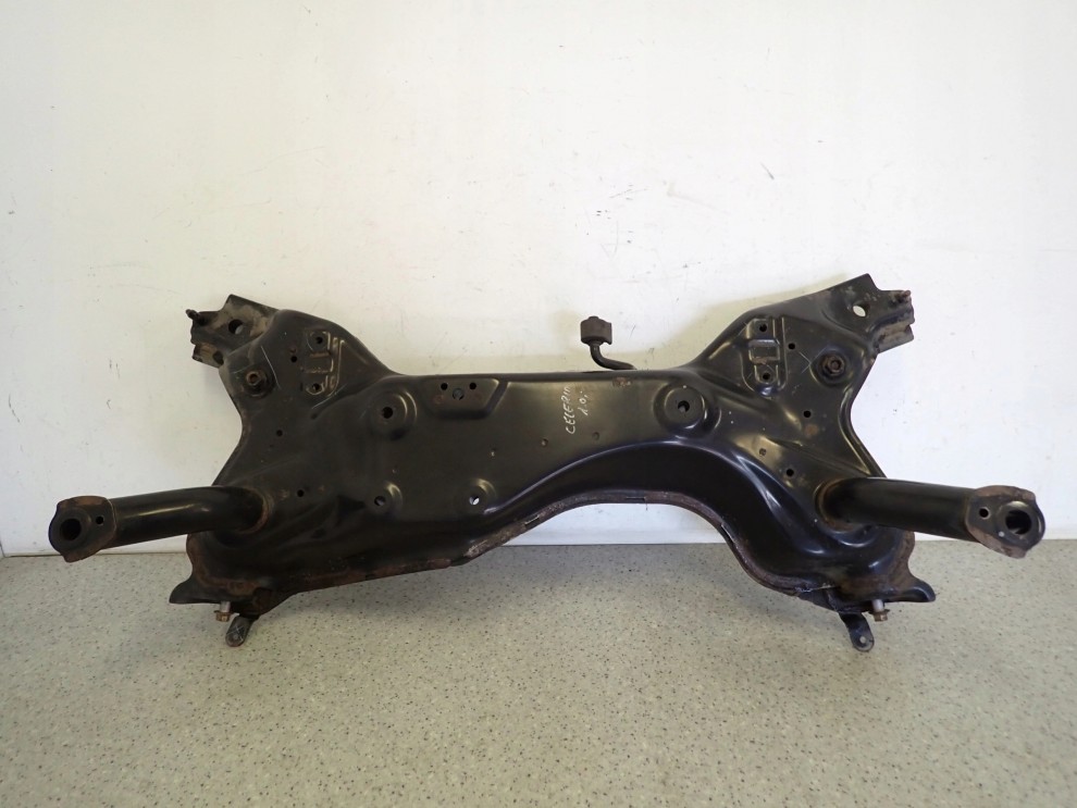 SUZUKI CELERIO 14-19 SANKI BELKA ZAWIESZENIA PRZEDNIEGO 1/16