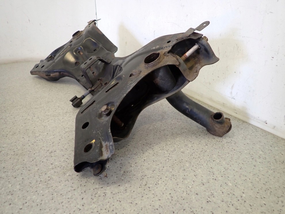 SUZUKI CELERIO 14-19 SANKI BELKA ZAWIESZENIA PRZEDNIEGO 8/16