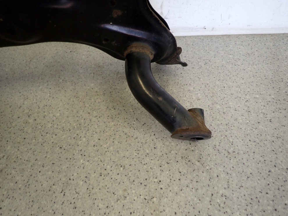 SUZUKI CELERIO 14-19 SANKI BELKA ZAWIESZENIA PRZEDNIEGO 16/16