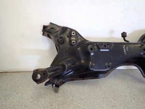 SUZUKI CELERIO 14-19 SANKI BELKA ZAWIESZENIA PRZEDNIEGO 2/16 MINIATURA