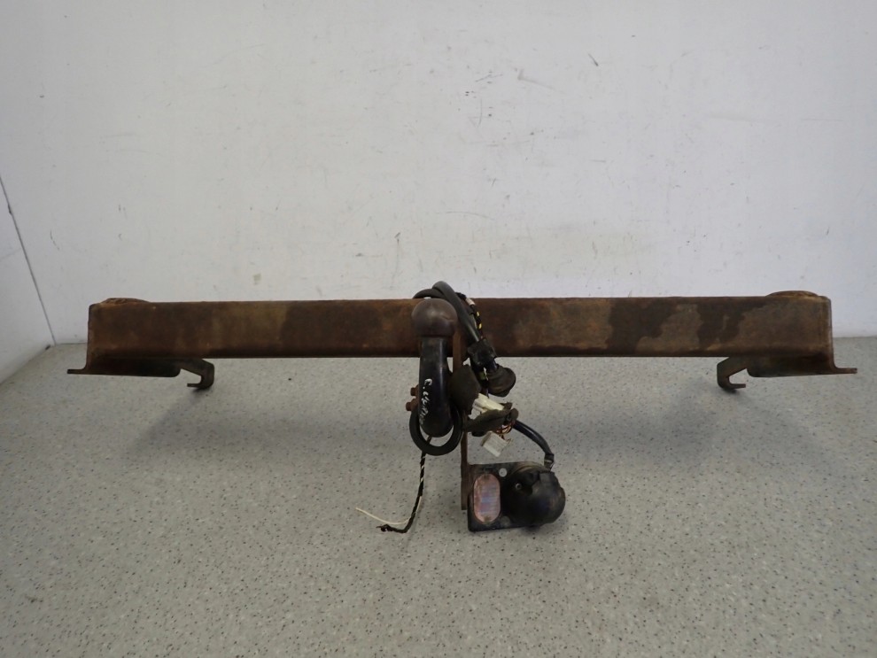 TOYOTA COROLLA VERSO 04-09 HAK HOLOWNICZY 4/10