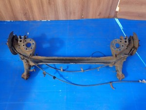 TOYOTA VERSO 09-13 BELKA ZAWIESZENIA TYLNEGO 8/11 MINIATURA