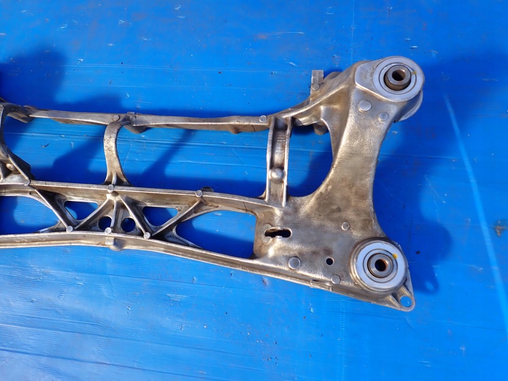 HONDA LEGEND 92-96 SANKI BELKA ZAWIESZENIA PRZEDNIEGO 3/8