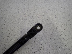 TOYOTA IQ 08-12 RAMIE WYCIERACZKI PRZEDNIE LEWE 6/6 MINIATURA