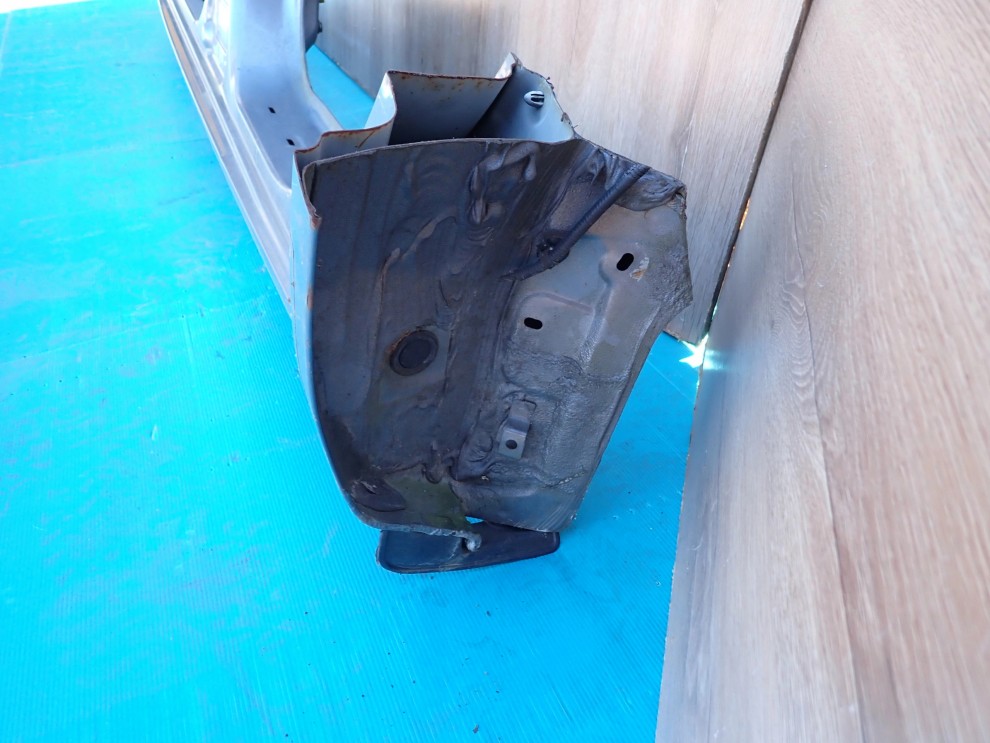 KIA CEED HATCHBACK 06-12 PRÓG LEWY Z SŁUPKIEM 4/11