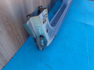 KIA CEED HATCHBACK 06-12 PRÓG LEWY Z SŁUPKIEM 6/11 MINIATURA