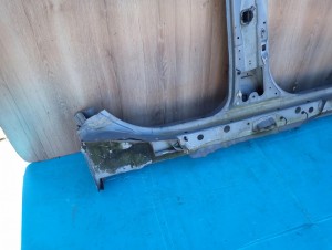 KIA CEED HATCHBACK 06-12 PRÓG LEWY Z SŁUPKIEM 9/11 MINIATURA