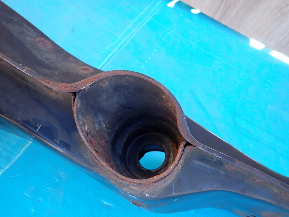 HONDA PRELUDE 92-95 BELKA PRZEDNIA ZAWIESZENIA POD CHŁODNICE 10/10