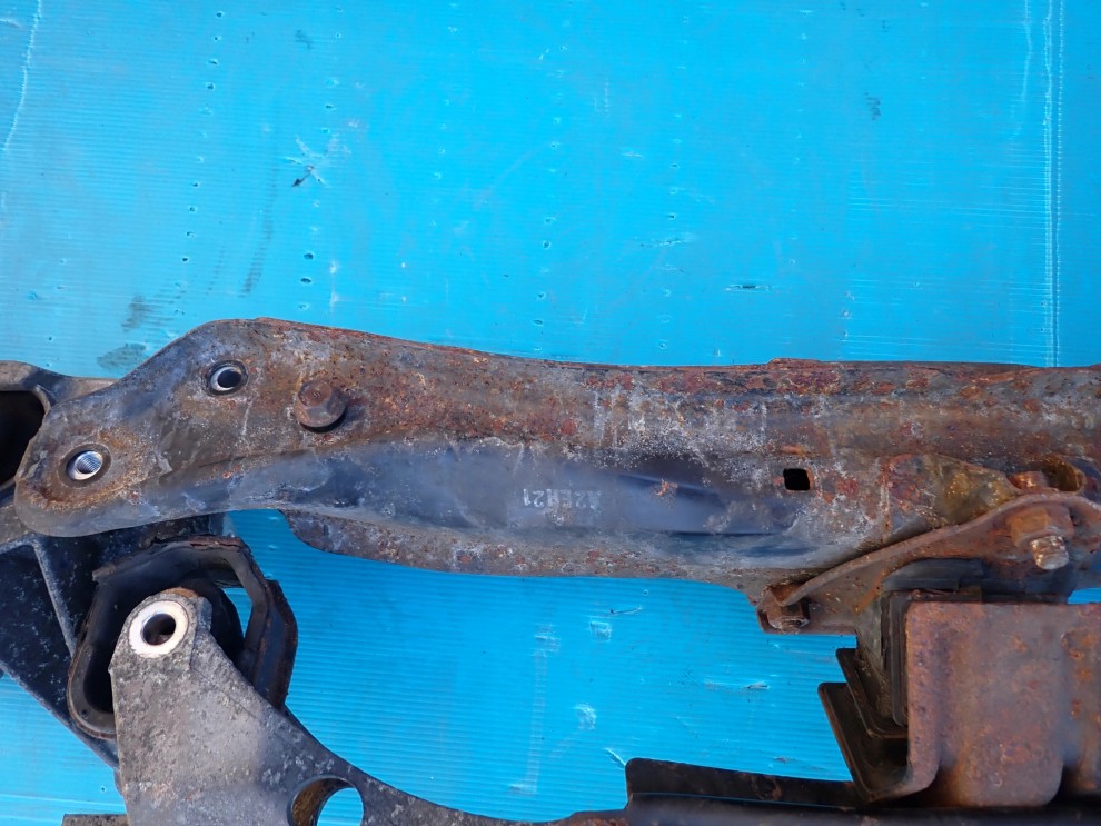 HONDA LEGEND 92-96 BELKA ZAWIESZENIA PRZEDNIEGO 11/13