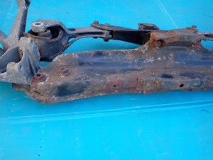 HONDA LEGEND 92-96 BELKA ZAWIESZENIA PRZEDNIEGO 5/13 MINIATURA