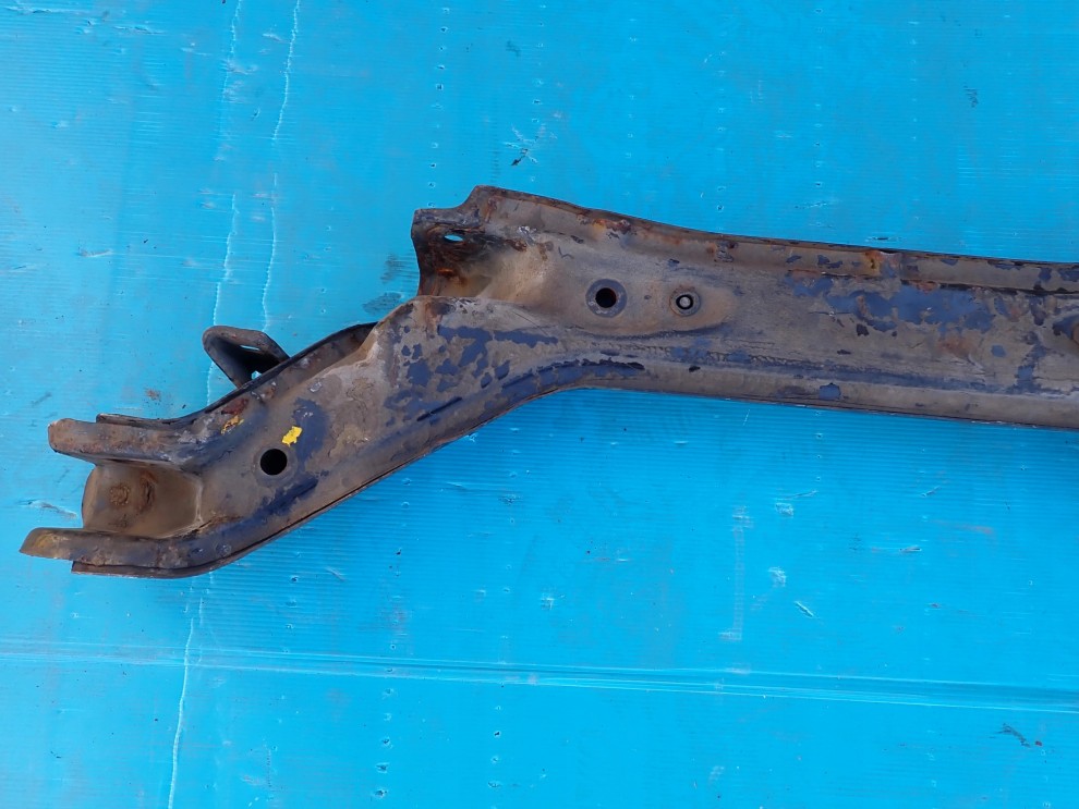 HONDA PRELUDE 86-89 BELKA TYLNEGO ZAWIESZENIA 5/6