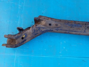 HONDA PRELUDE 86-89 BELKA TYLNEGO ZAWIESZENIA 5/6 MINIATURA